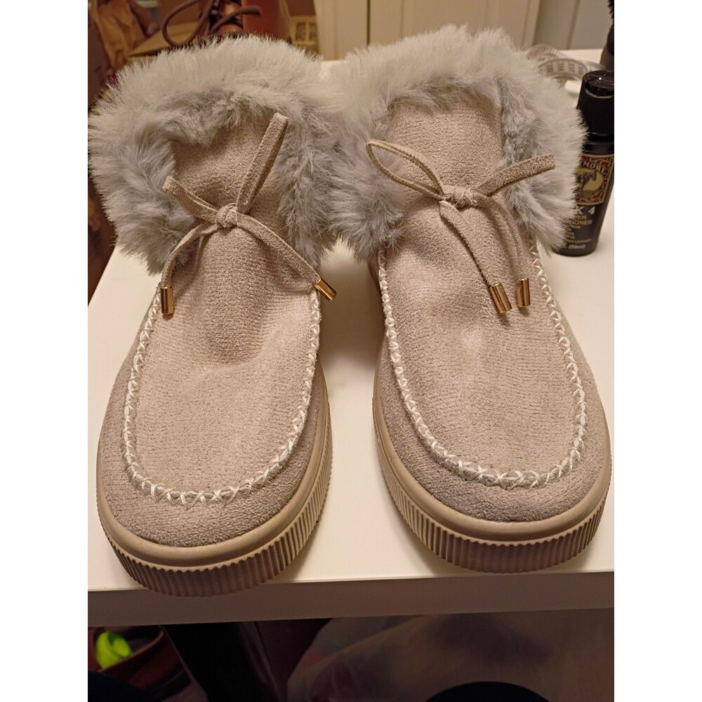Women’s Beige Faux Suede Faux Fur Lined Moccasin Ankle Booties Lace Up 10.5M